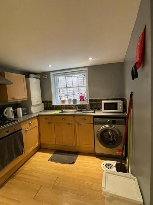 Cosy 1 Bedroom Flat Near The London Eye Екстериор снимка
